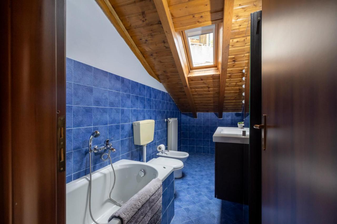 Apartament Leonardo Academy In 5' - Parcheggio Gratis - Laghi & Wi-Fi Sesto Calende Zewnętrze zdjęcie